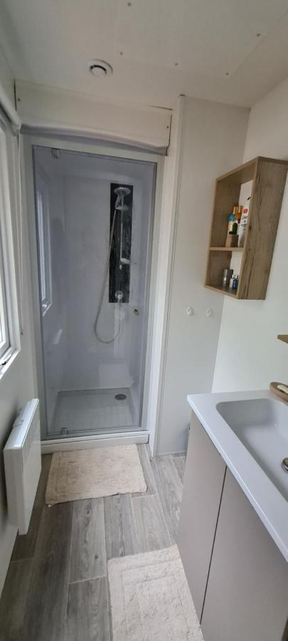 Mobilhome 2 Ch,1 Salon 40M2 De Charme Dans Camping *** Сен-Жульєн-ан-Борн Екстер'єр фото