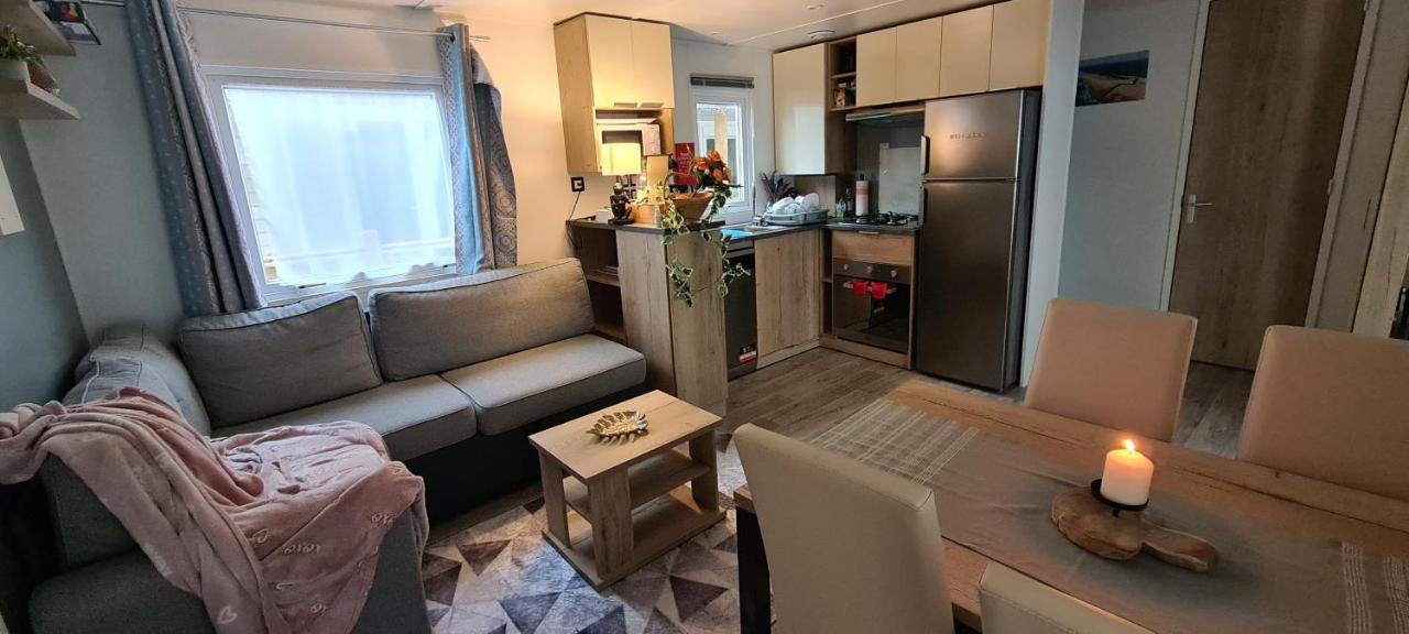Mobilhome 2 Ch,1 Salon 40M2 De Charme Dans Camping *** Сен-Жульєн-ан-Борн Екстер'єр фото