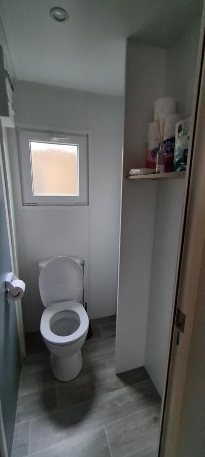 Mobilhome 2 Ch,1 Salon 40M2 De Charme Dans Camping *** Сен-Жульєн-ан-Борн Екстер'єр фото
